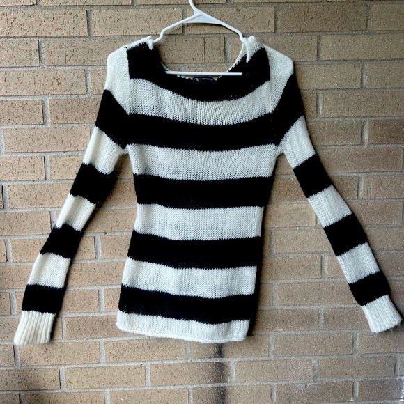 Brandy melville striped Colette sweater - Picture 1 of 2